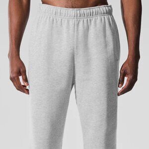 Alo Yoga Accolade Sweatpant – New With Tags